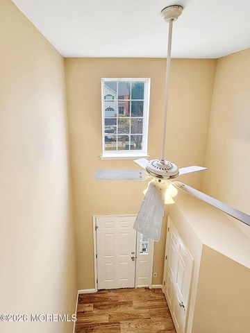 29 Heron Court, Manalapan, NJ 07726