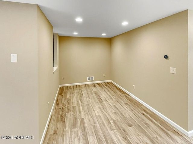 29 Heron Court, Manalapan, NJ 07726