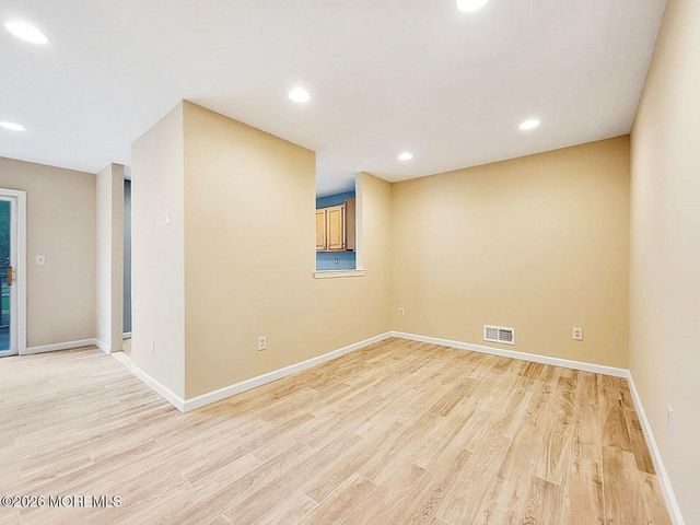 29 Heron Court, Manalapan, NJ 07726