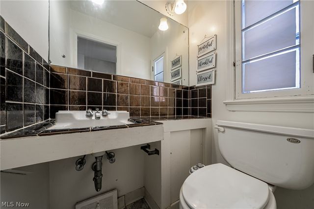 4602 College Road, South Euclid, OH 44121