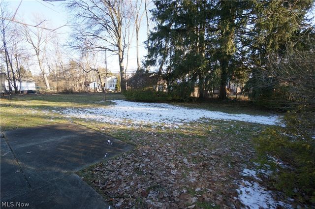 4602 College Road, South Euclid, OH 44121