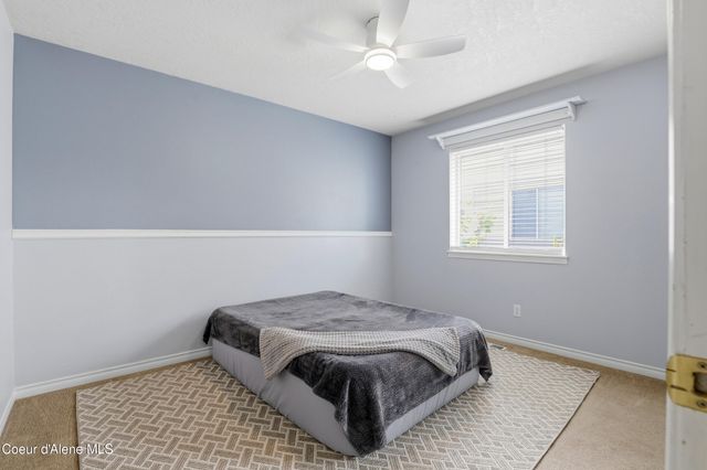 9571 N Macie LOOP, Hayden, ID 83835