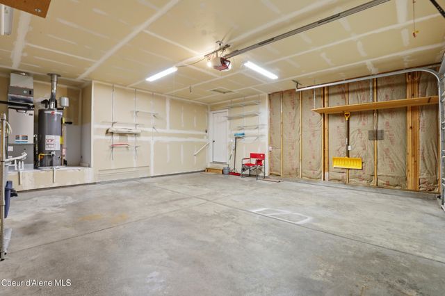 9571 N Macie LOOP, Hayden, ID 83835
