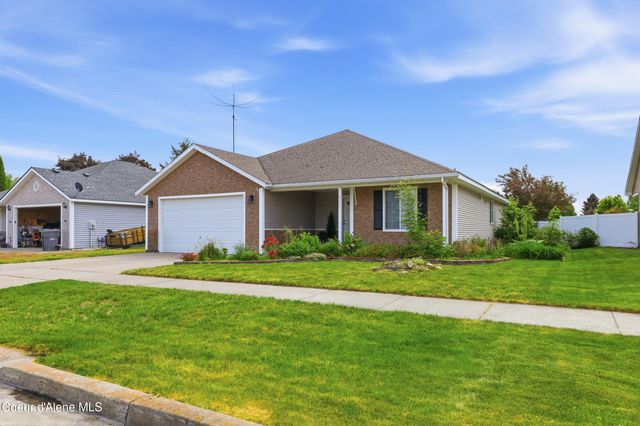 9571 N Macie LOOP, Hayden, ID 83835