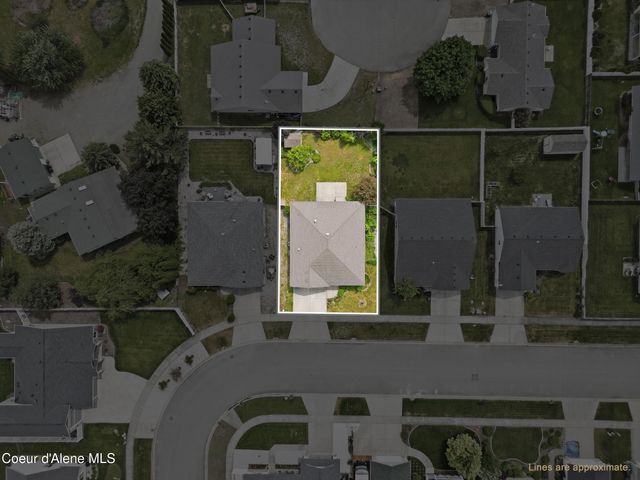 9571 N Macie LOOP, Hayden, ID 83835