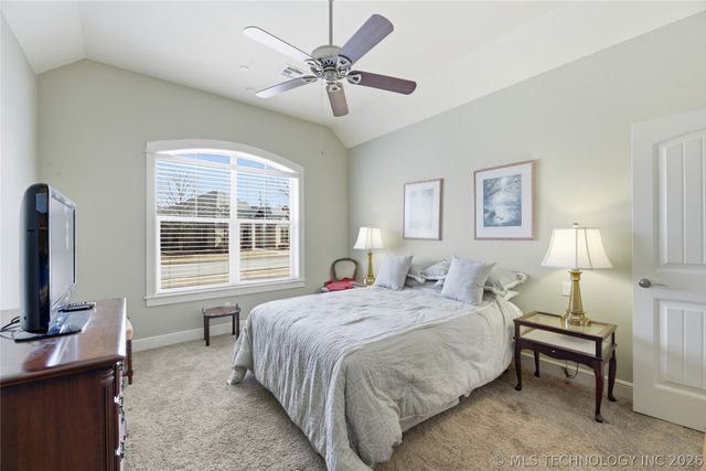 8410 S Nogales Avenue W, Tulsa, OK 74132