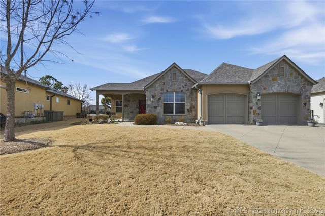 8410 S Nogales Avenue W, Tulsa, OK 74132