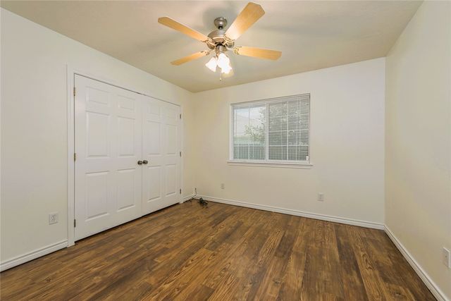 1425 Western Oaks Court, Bryan, TX 77807