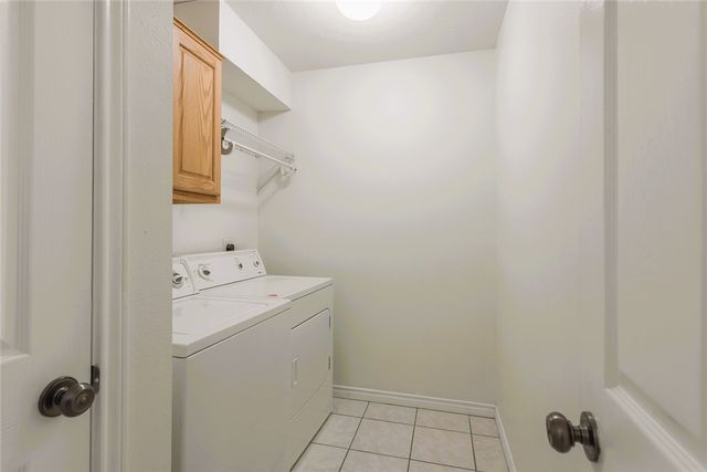 1425 Western Oaks Court, Bryan, TX 77807
