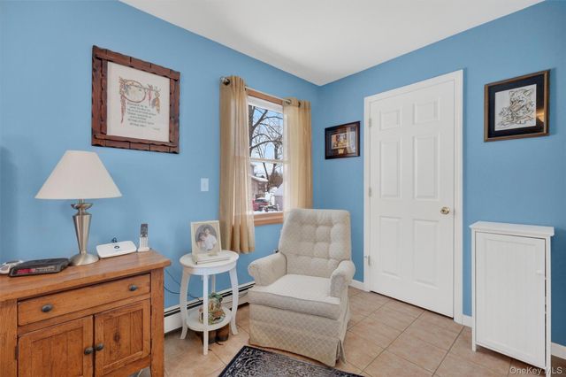 32 Louise Lane, Hopewell Junction, NY 12533