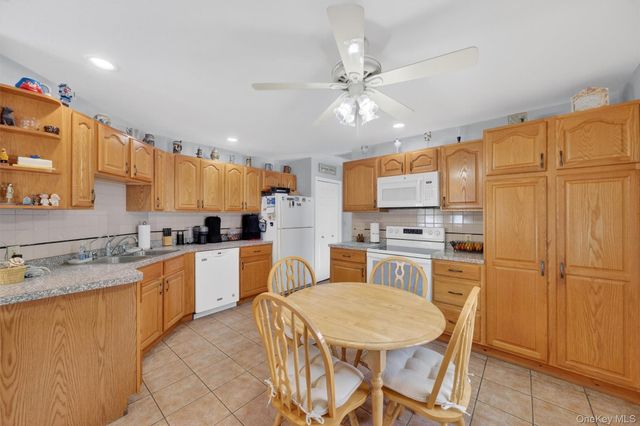 32 Louise Lane, Hopewell Junction, NY 12533