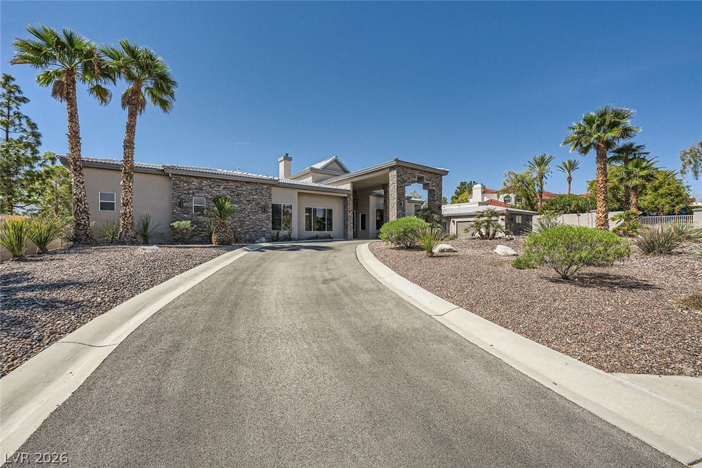 7901 Obannon Drive, Las Vegas, NV 89117 — photo 3