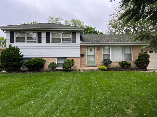 1602 W Willow Lane, Mount Prospect, IL 60056