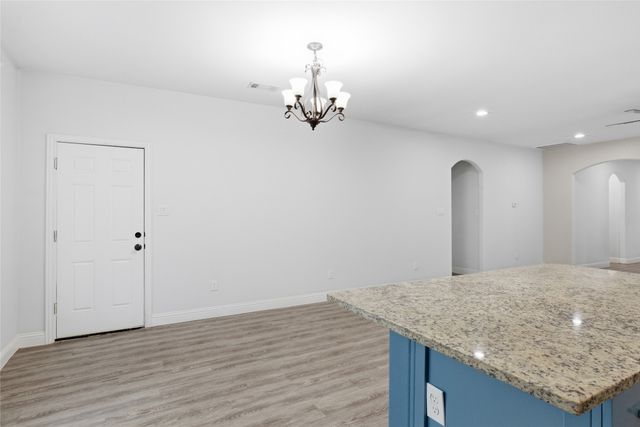 707 E College Street, Terrell, TX 75160