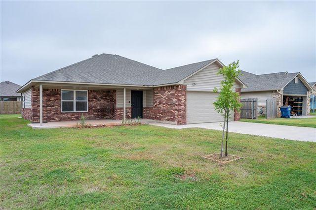 1025 S Colt Lane, Mustang, OK 73064