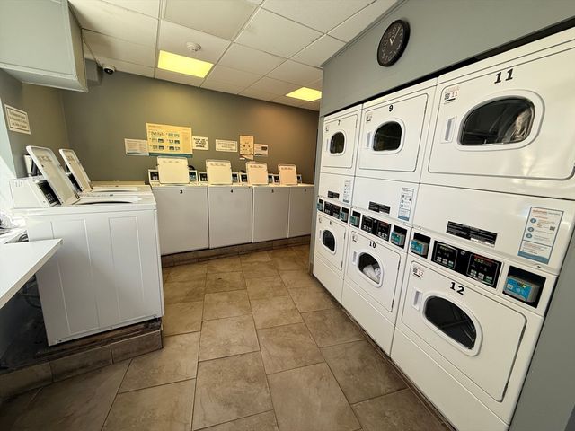 12 Stoneholm St 309, Boston, MA 02215