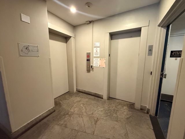 12 Stoneholm St 309, Boston, MA 02215