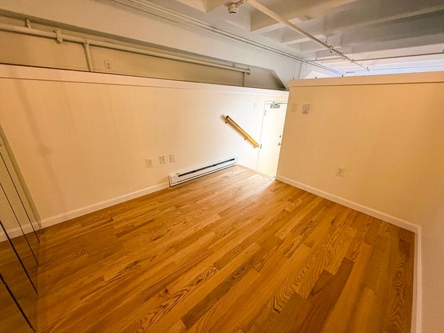 12 Stoneholm St 309, Boston, MA 02215