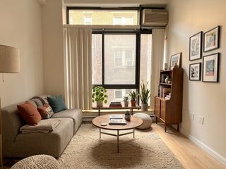 12 Stoneholm St 309, Boston, MA 02215