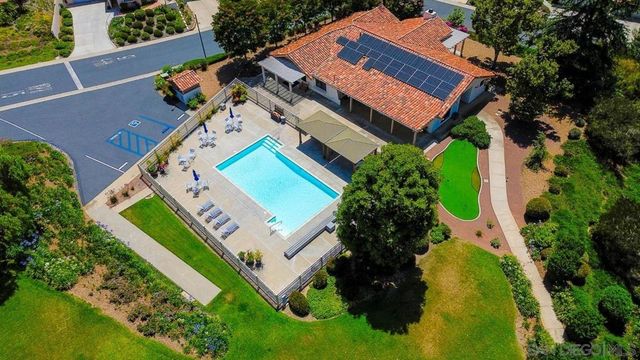 907 Ridge Heights Road, Fallbrook, CA 92028