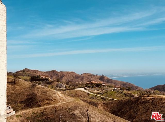 2566 Tuna Canyon Road, Topanga (los Angeles), CA 90290