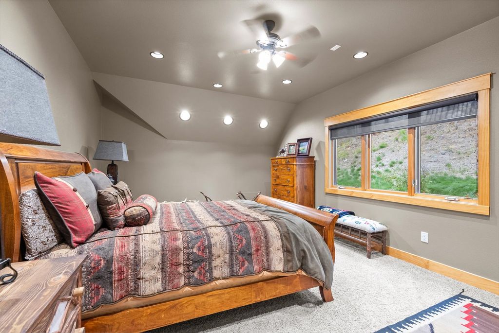 31572 Lake To Sky Drive, Bigfork, MT 59911 photo 87