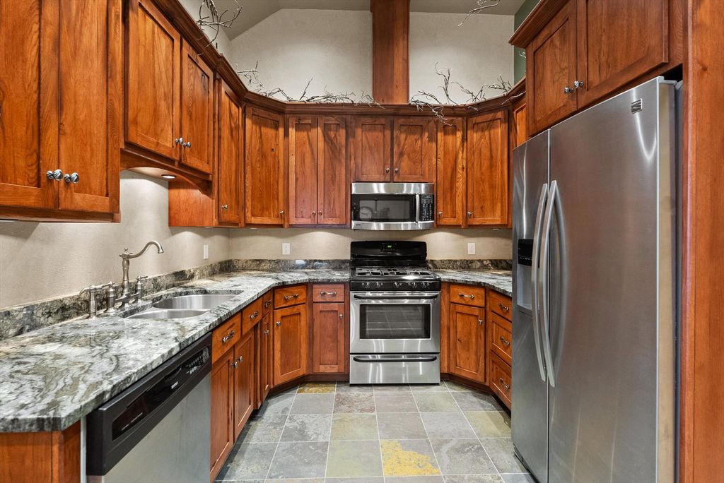 31572 Lake To Sky Drive, Bigfork, MT 59911 photo 96