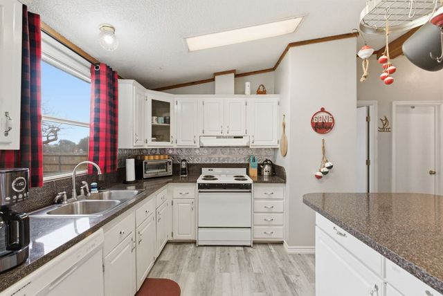 1919 Eastside Lake Road, Graham, TX 76450