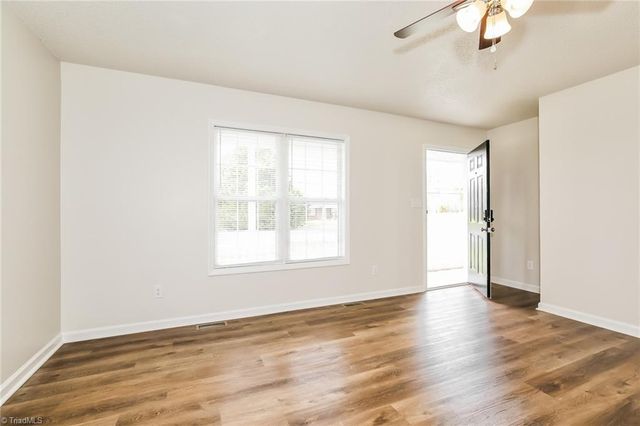 2 Big Buck Court, Thomasville, NC 27360