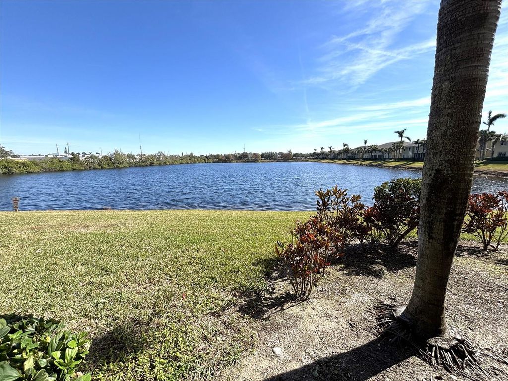 3825 45TH TERRACE W 104, Bradenton, FL 34210