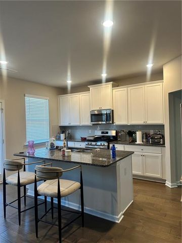 7226 Gladstone Circle, Lithonia, GA 30038