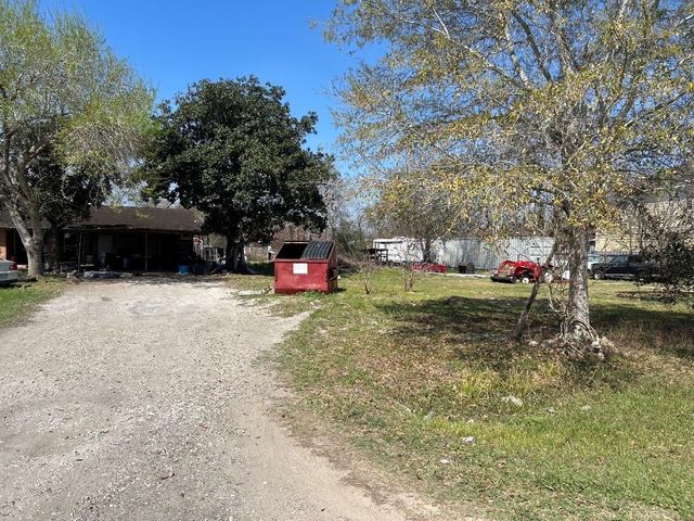 4710 Ray Allen Road, Richmond, TX 77469