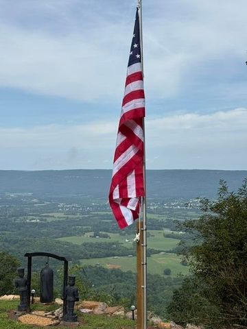 863 Porch Rock Road, Pikeville, TN 37367