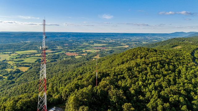 863 Porch Rock Road, Pikeville, TN 37367