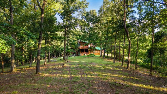 863 Porch Rock Road, Pikeville, TN 37367