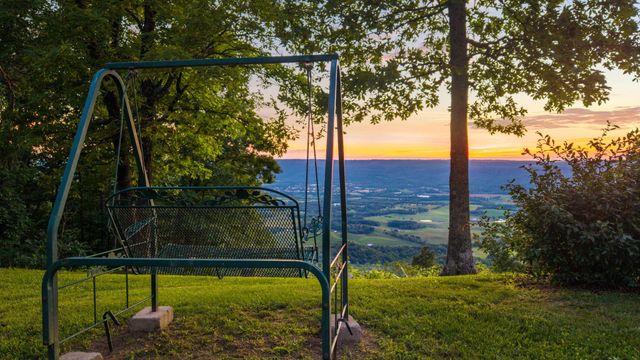 863 Porch Rock Road, Pikeville, TN 37367