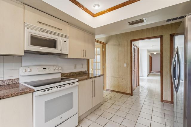 3837 TORREY PINES BOULEVARD, Sarasota, FL 34238
