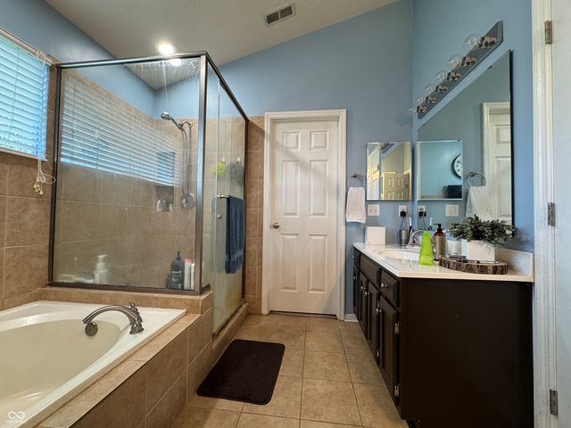 1163 Clark Drive, Greenwood, IN 46143