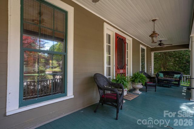 130 N Mulberry Street, Statesville, NC 28677
