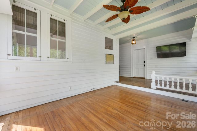 130 N Mulberry Street, Statesville, NC 28677