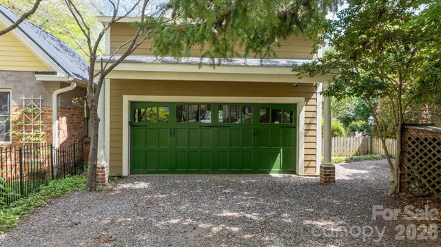 130 N Mulberry Street, Statesville, NC 28677