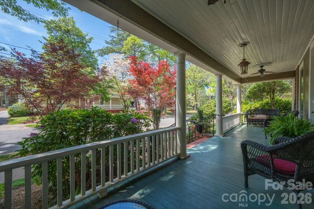 130 N Mulberry Street, Statesville, NC 28677
