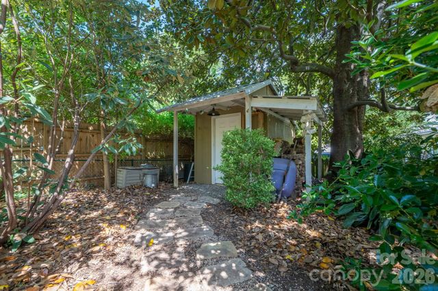 130 N Mulberry Street, Statesville, NC 28677