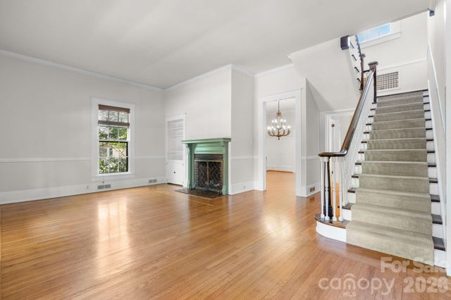 130 N Mulberry Street, Statesville, NC 28677