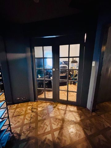 1141 N E St, Stockton, CA 95205