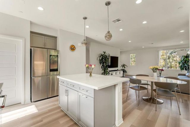 157 Steely, Irvine, CA 92614