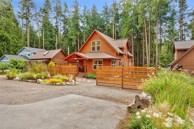 1061 53rd Street, Port Townsend, WA 98368