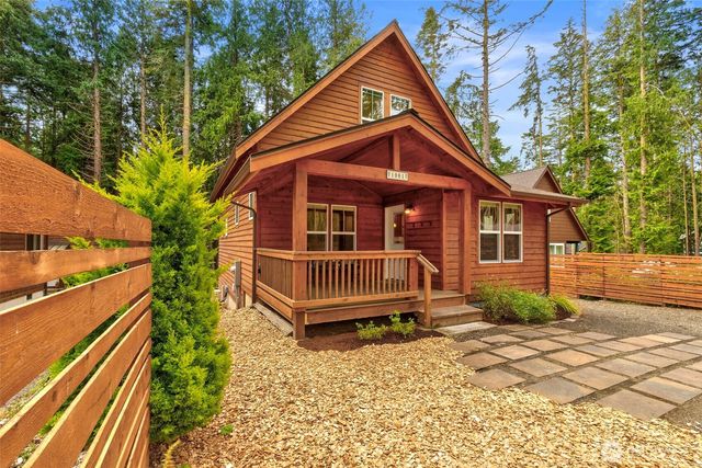 1061 53rd Street, Port Townsend, WA 98368
