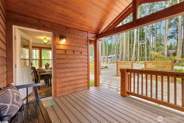 1061 53rd Street, Port Townsend, WA 98368