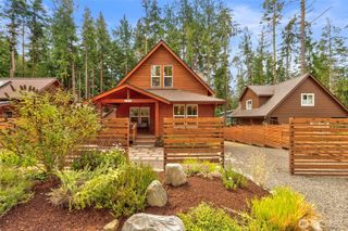 1061 53rd Street, Port Townsend, WA 98368